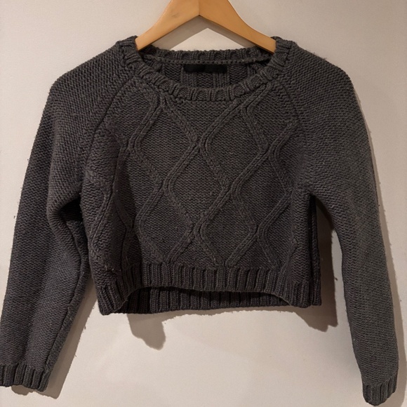 Super Cozy Jenni Kayne Sweater - Picture 1 of 3